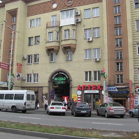 Apartment On Soborniy 177 Zaporizhia Esterno foto
