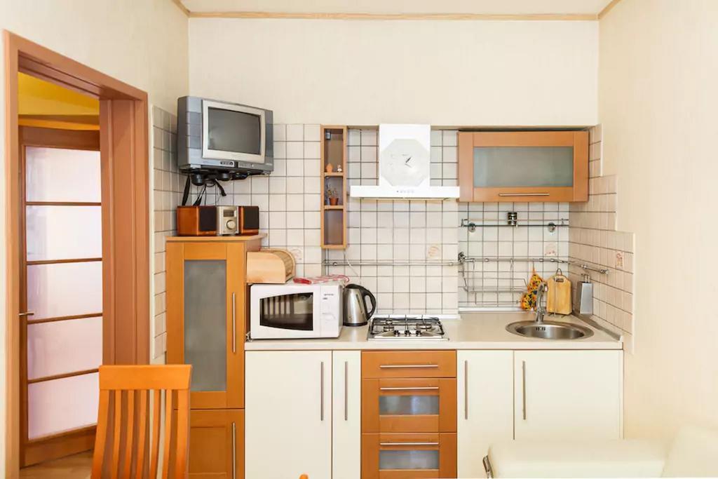 Apartment On Soborniy 177 Zaporizhia Esterno foto